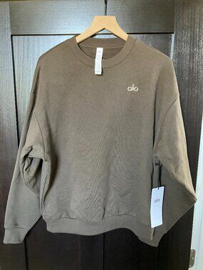 ALO Yoga Accolade Crew Neck Pullover NEW WITH TAGS